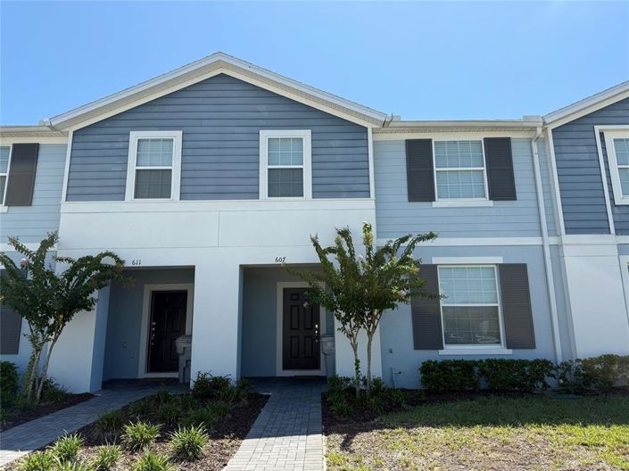 Image No.1-5 Bed Townhouse for sale