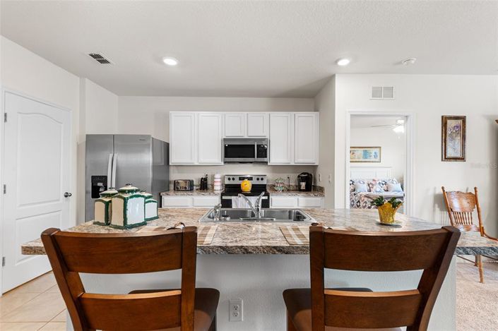 Image No.6-3 Bed Property for sale