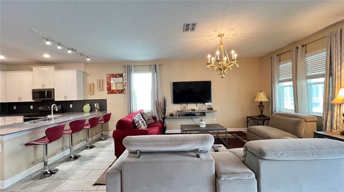 Image No.37-7 Bed Property for sale