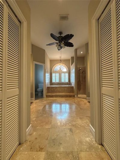 Image No.19-Propriété de 4 chambres à vendre à Orlando