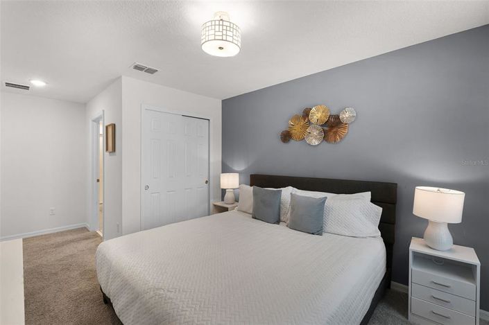 Image No.22-5 Bed Townhouse for sale