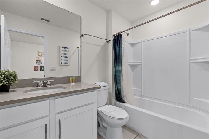 Image No.25-5 Bed Townhouse for sale