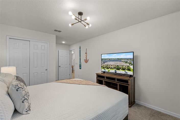 Image No.29-5 Bed Townhouse for sale