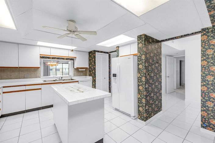 Image No.8-2 Bed Property for sale