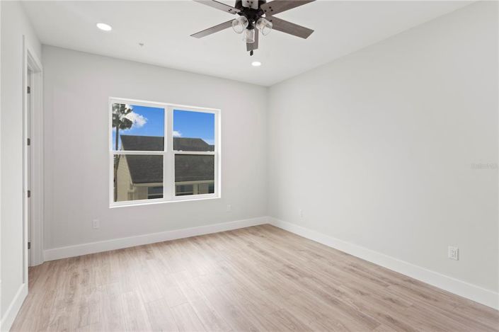 Image No.28-Maison de ville de 5 chambres à vendre à Treasure Island