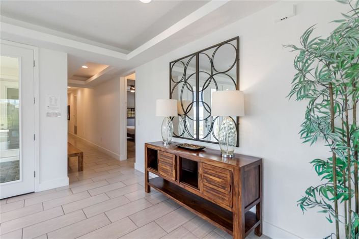 Image No.19-12 Bed Property for sale