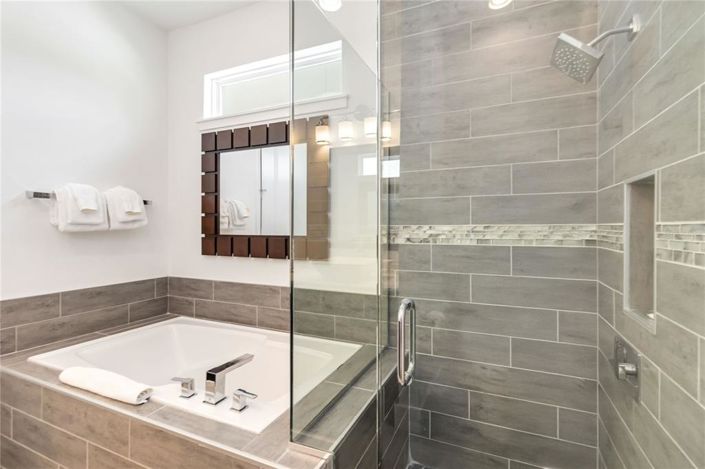 Image No.24-12 Bed Property for sale