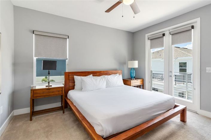 Image No.52-12 Bed Property for sale