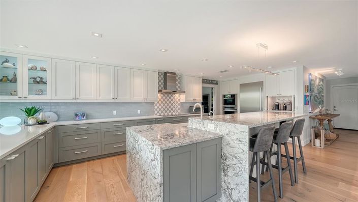 Image No.15-3 Bed Property for sale