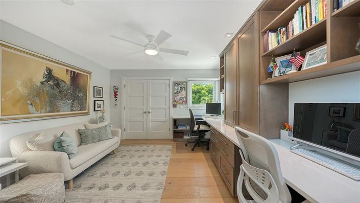 Image No.26-3 Bed Property for sale