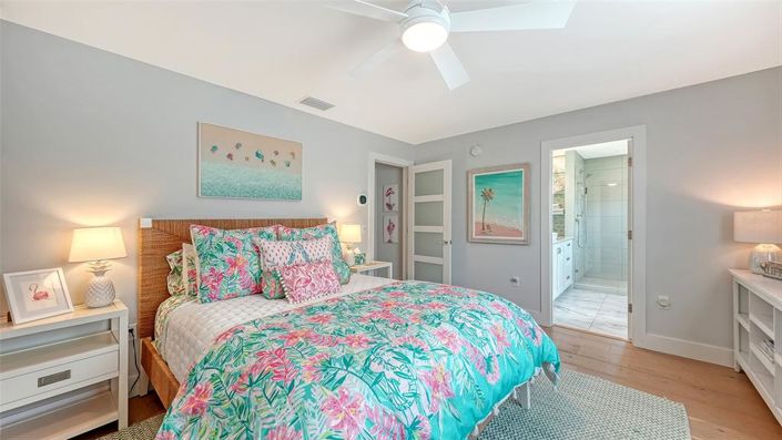 Image No.32-3 Bed Property for sale