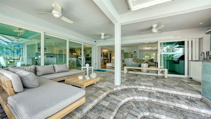 Image No.43-3 Bed Property for sale