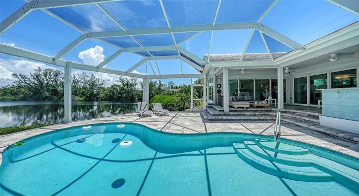 Image No.47-3 Bed Property for sale