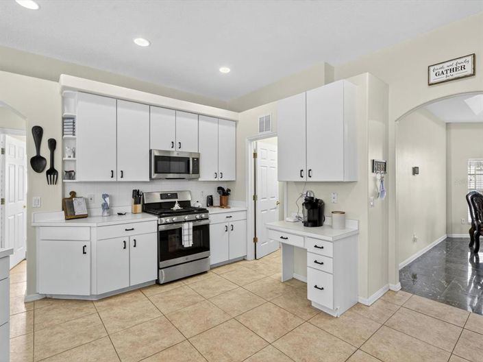 Image No.16-4 Bed Property for sale