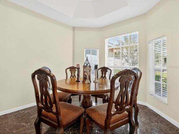 Image No.21-4 Bed Property for sale