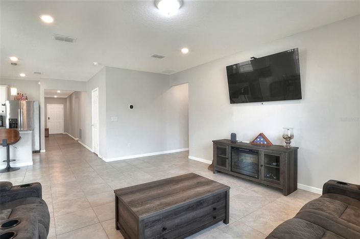 Image No.15-4 Bed Property for sale