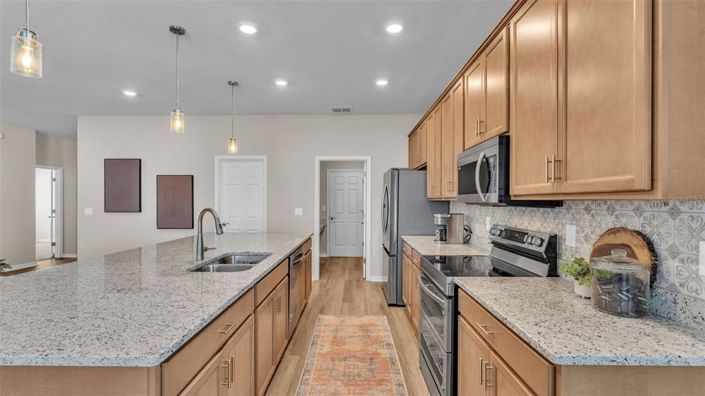 Image No.11-3 Bed Property for sale