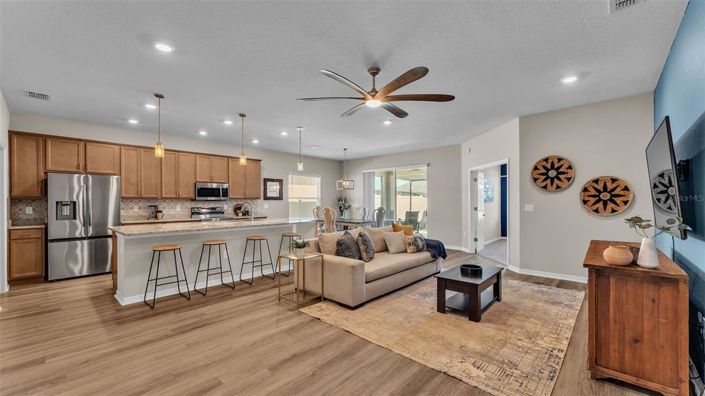 Image No.8-3 Bed Property for sale