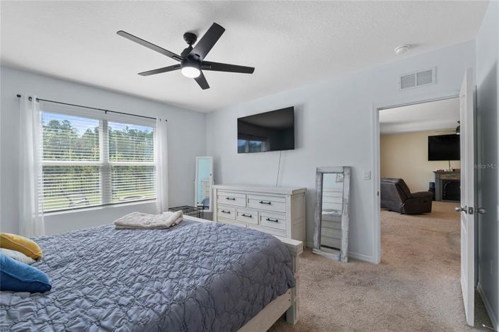 Image No.12-3 Bed Property for sale