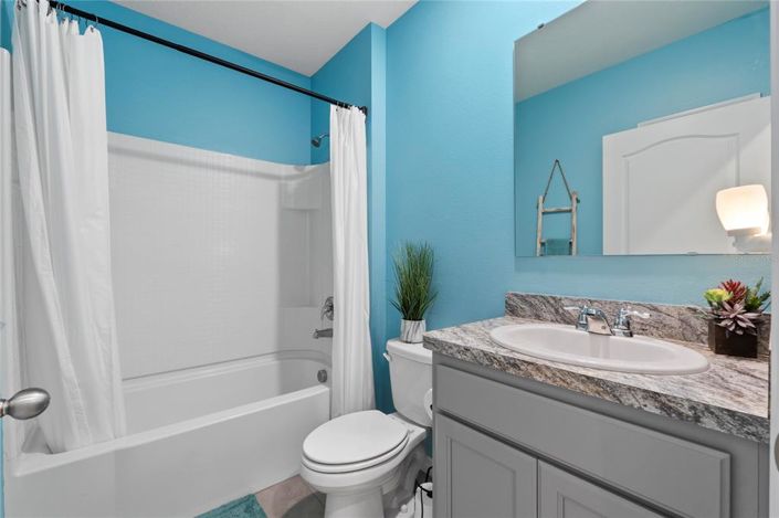 Image No.19-3 Bed Property for sale