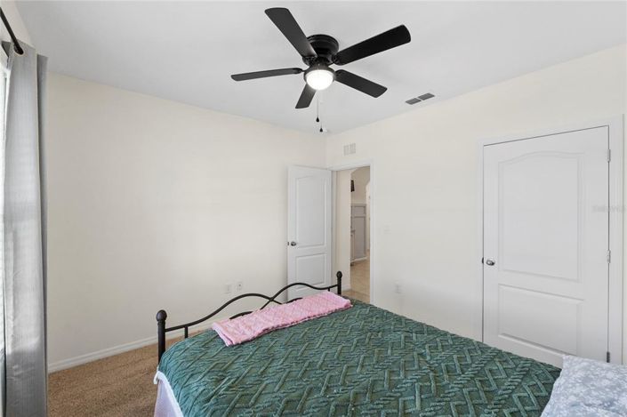 Image No.22-3 Bed Property for sale