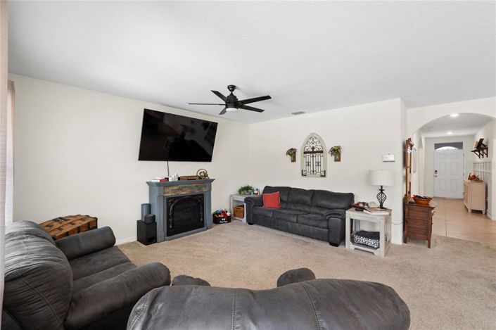 Image No.3-3 Bed Property for sale