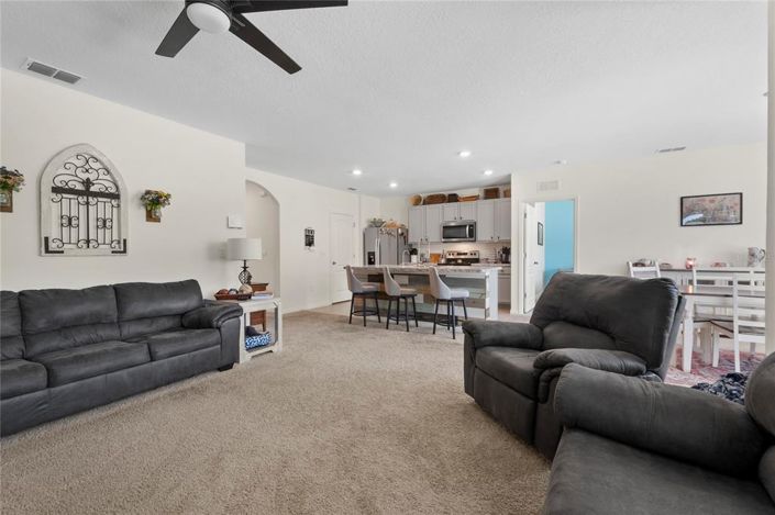 Image No.5-3 Bed Property for sale