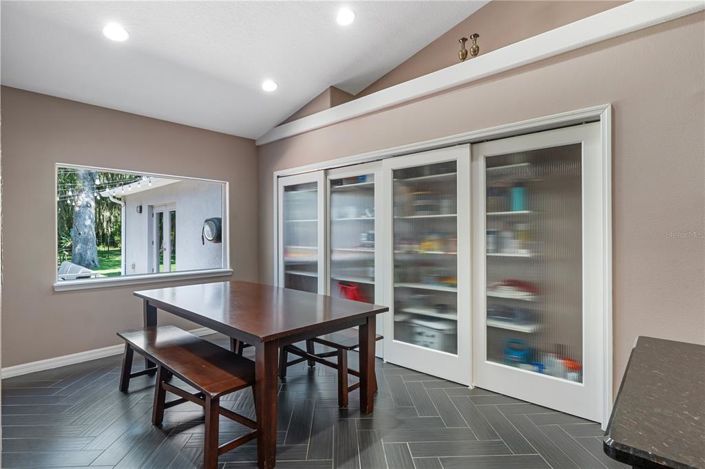 Image No.13-5 Bed Property for sale