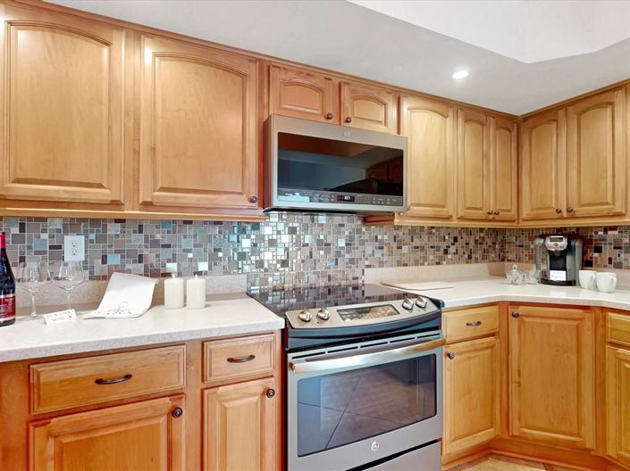 Image No.11-3 Bed Townhouse for sale