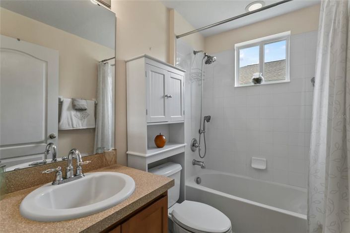 Image No.10-5 Bed Property for sale