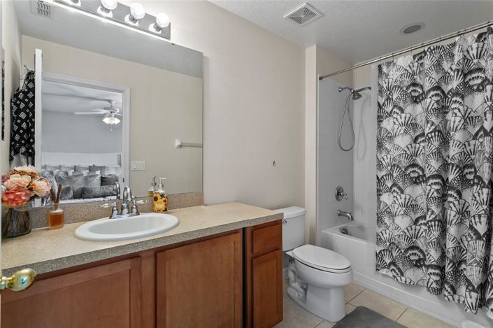 Image No.19-5 Bed Property for sale