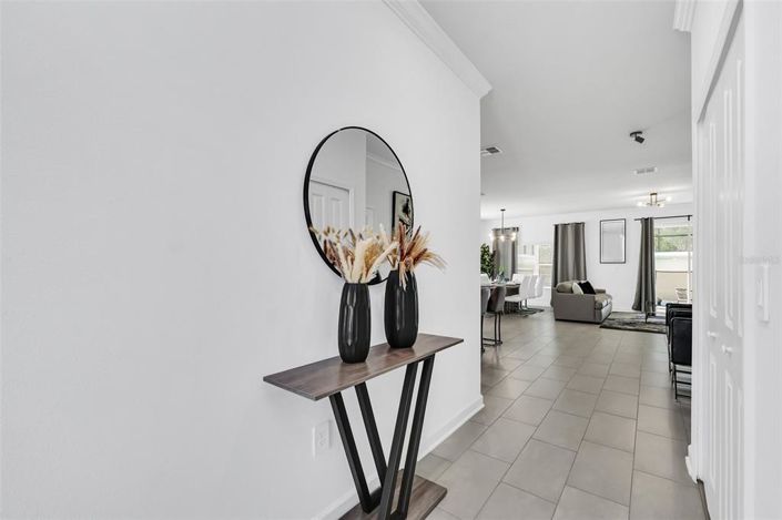 Image No.4-5 Bed Townhouse for sale