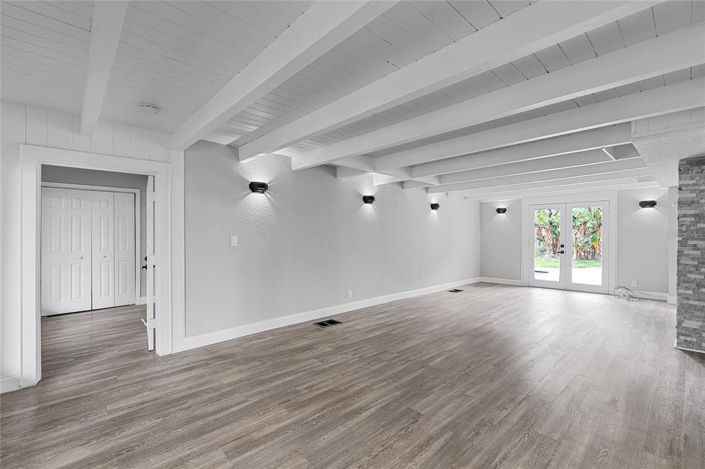 Image No.13-5 Bed Property for sale