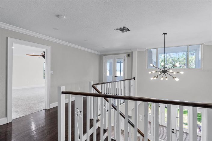 Image No.30-5 Bed Property for sale