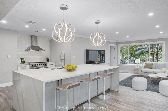 Image No.4-5 Bed Property for sale