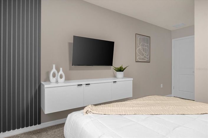 Image No.15-5 Bed Townhouse for sale