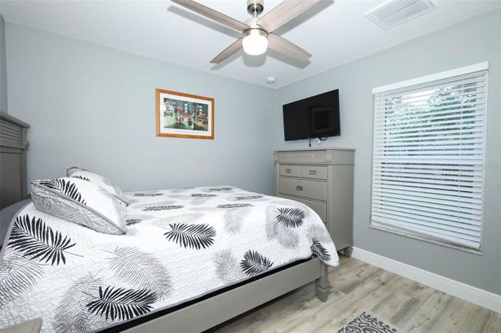 Image No.32-3 Bed Property for sale