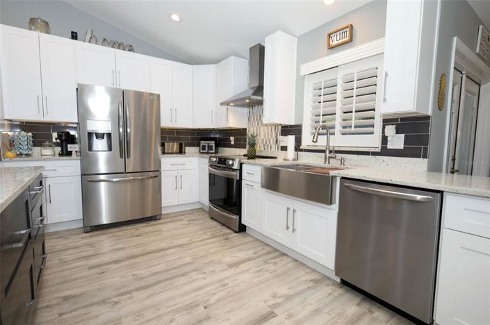 Image No.9-3 Bed Property for sale