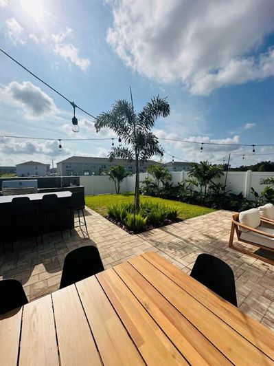 Image No.21-3 Bed Property for sale