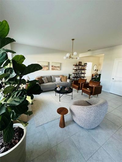 Image No.6-3 Bed Property for sale