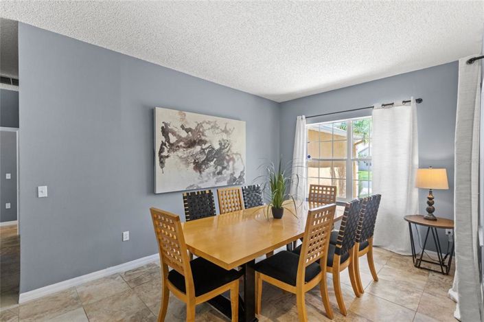 Image No.7-4 Bed Property for sale