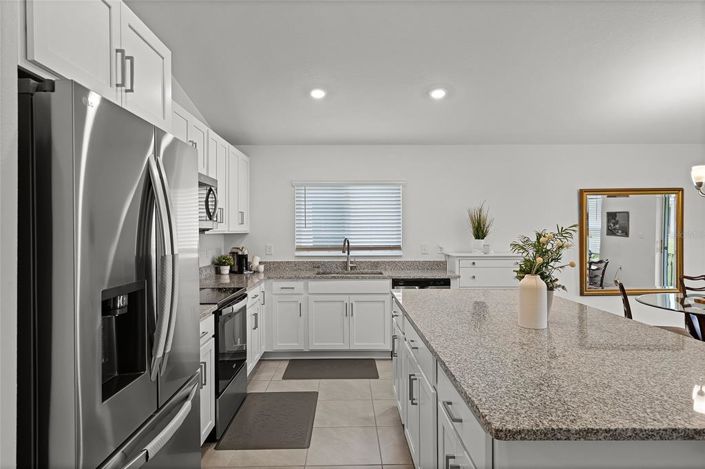 Image No.10-4 Bed Property for sale