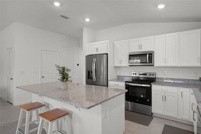 Image No.11-4 Bed Property for sale