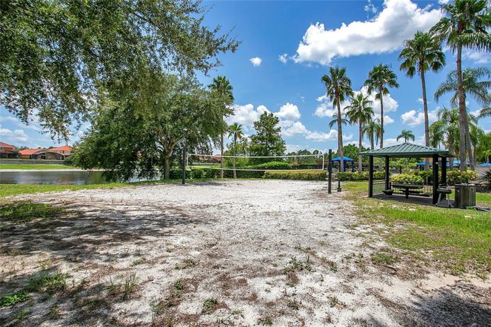 Image No.37-5 Bed Property for sale