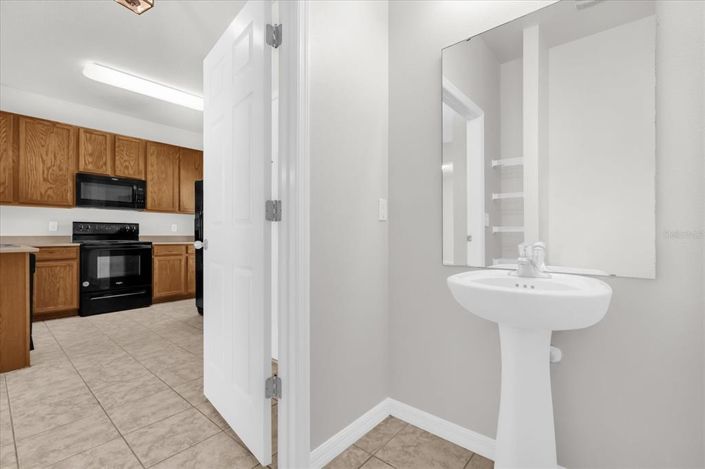 Image No.15-3 Bed Townhouse for sale