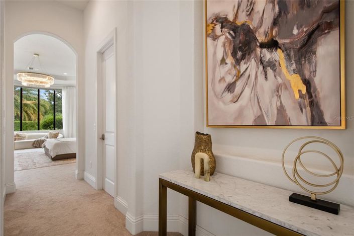 Image No.37-6 Bed Property for sale