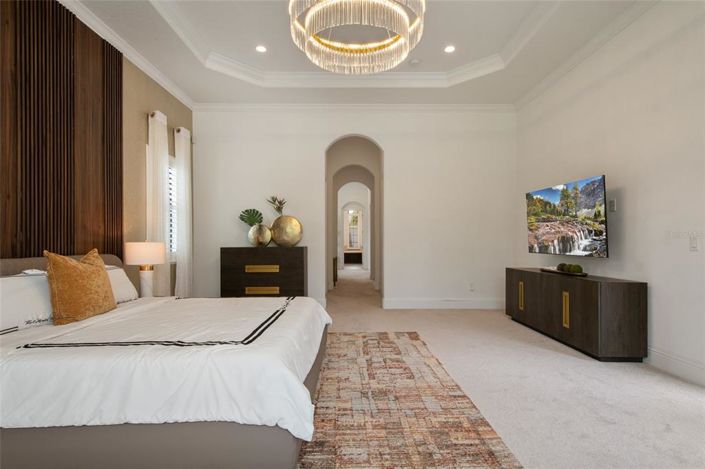 Image No.41-6 Bed Property for sale