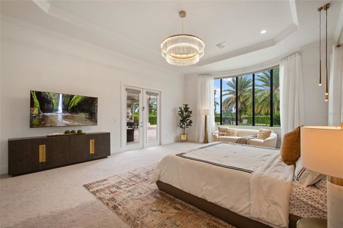 Image No.43-6 Bed Property for sale