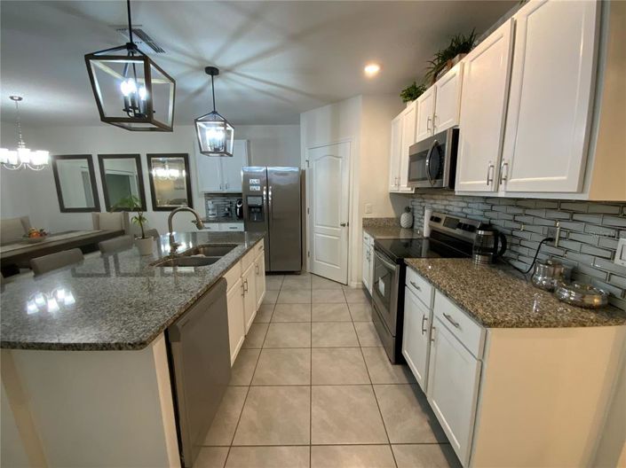 Image No.13-4 Bed Property for sale