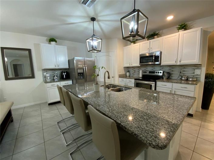 Image No.16-4 Bed Property for sale